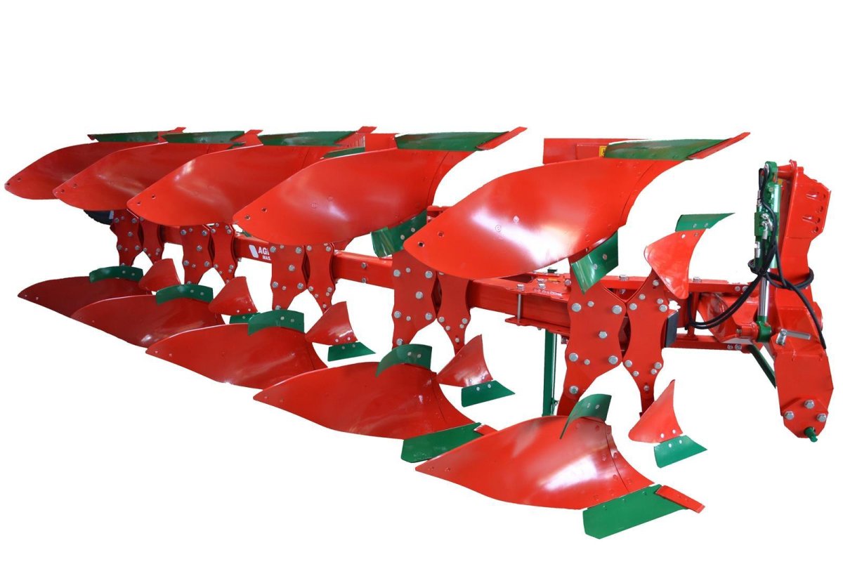 Плуг po 3+1 Агромаш