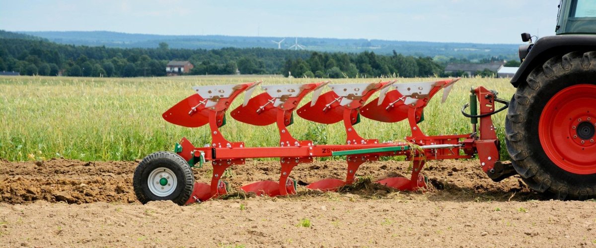 Оборотный плуг po 3+1 Agro-masz