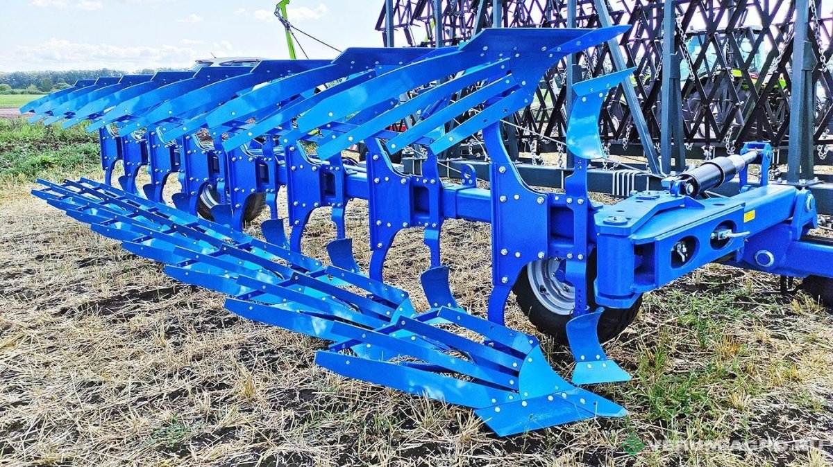 Плуг Добрыня ППО 8