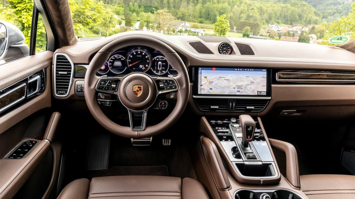 Porsche Cayenne Coupe 2020 салон