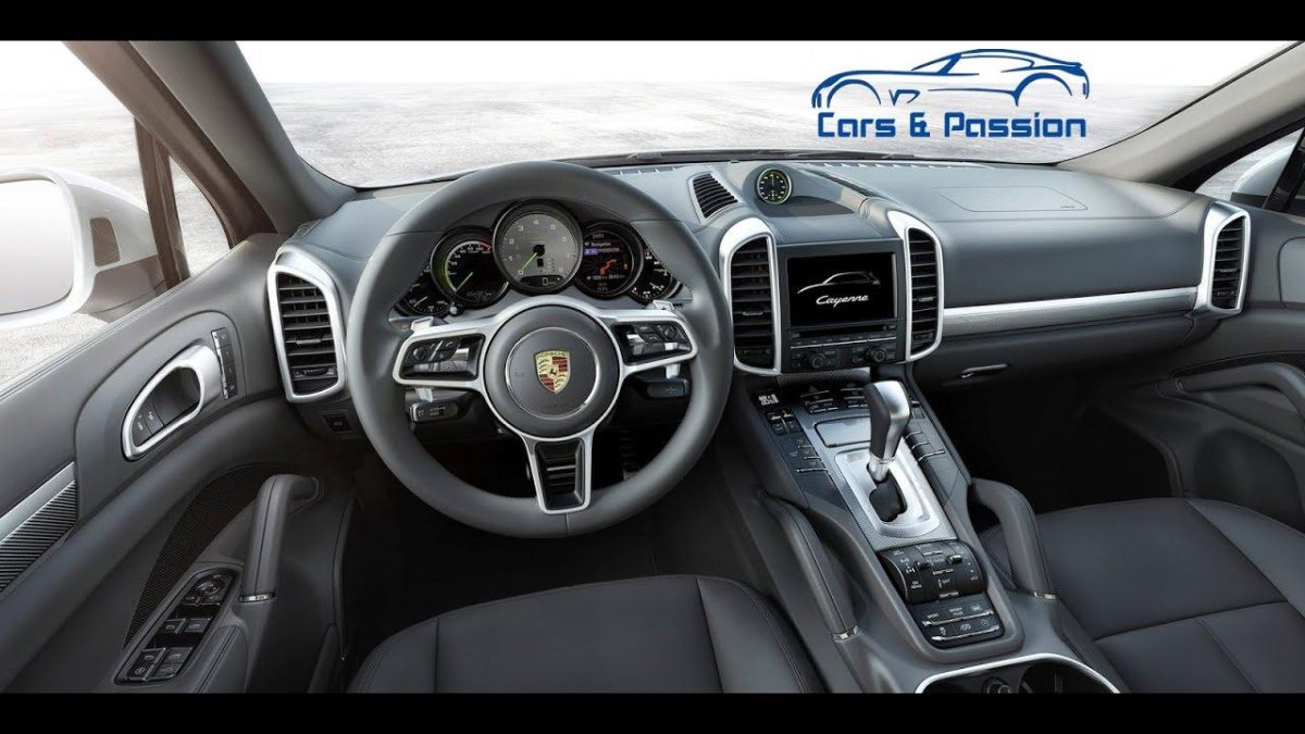 Порше Кайен 2014 салон
