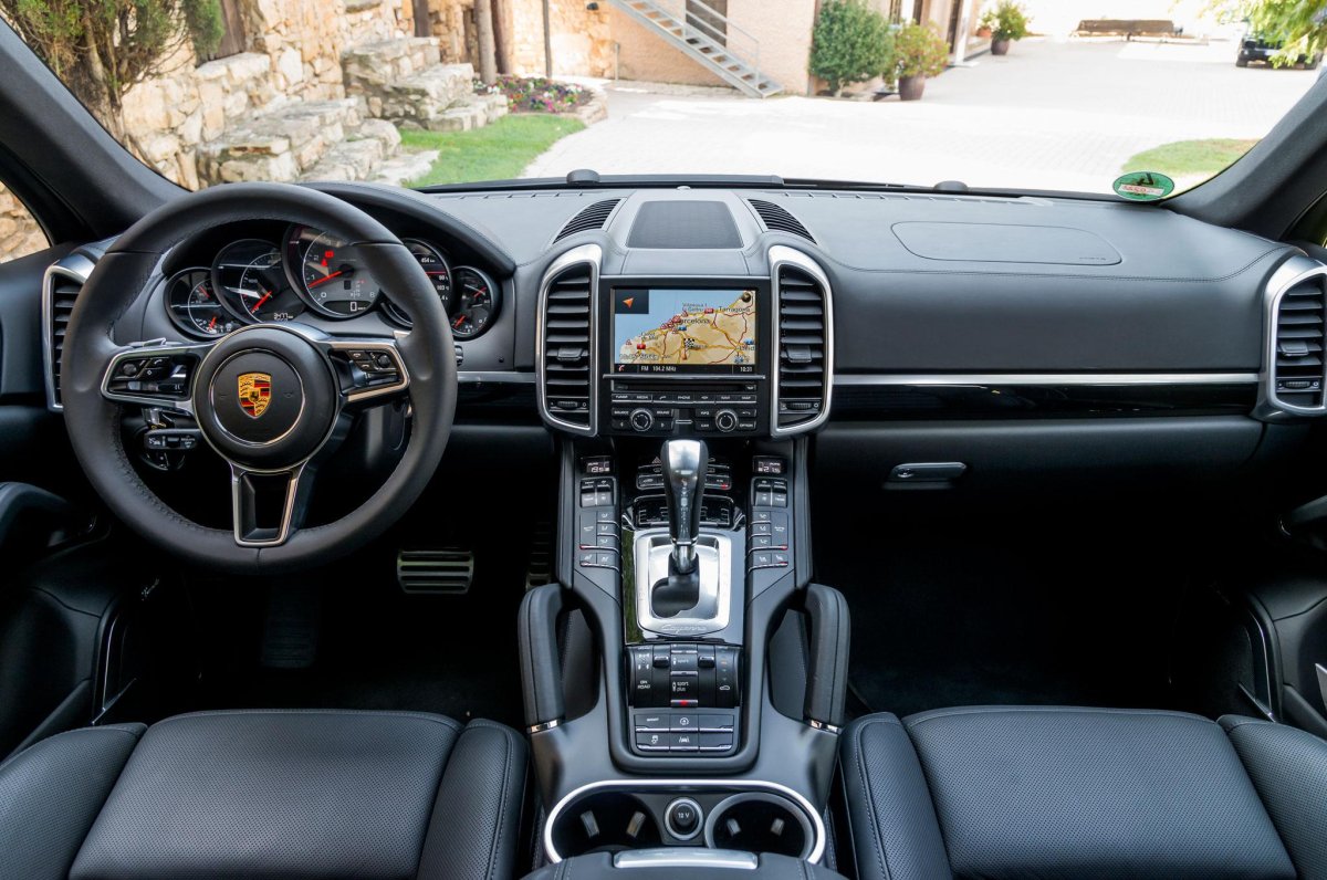 Порше Кайен 2015