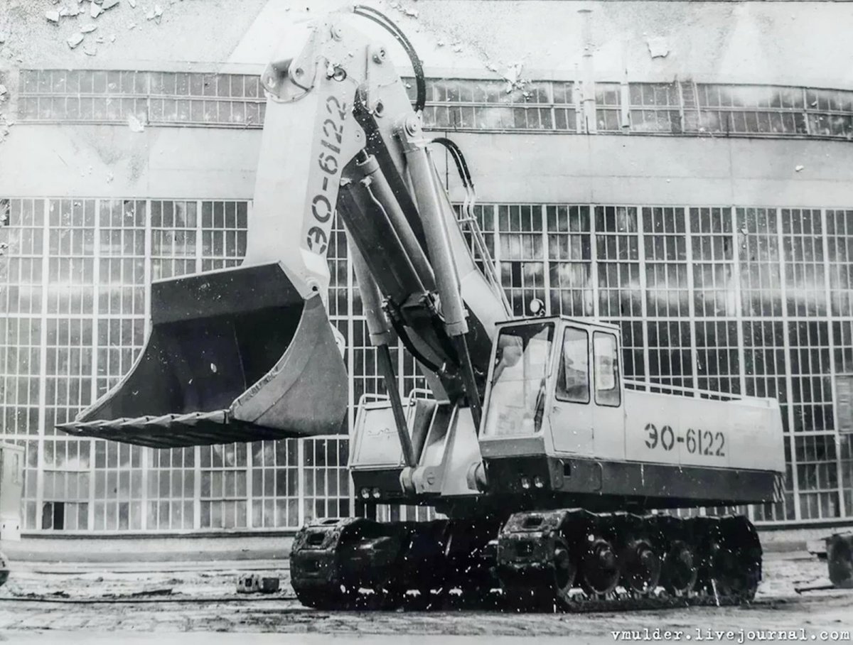 Экскаватор ЭО-6122а