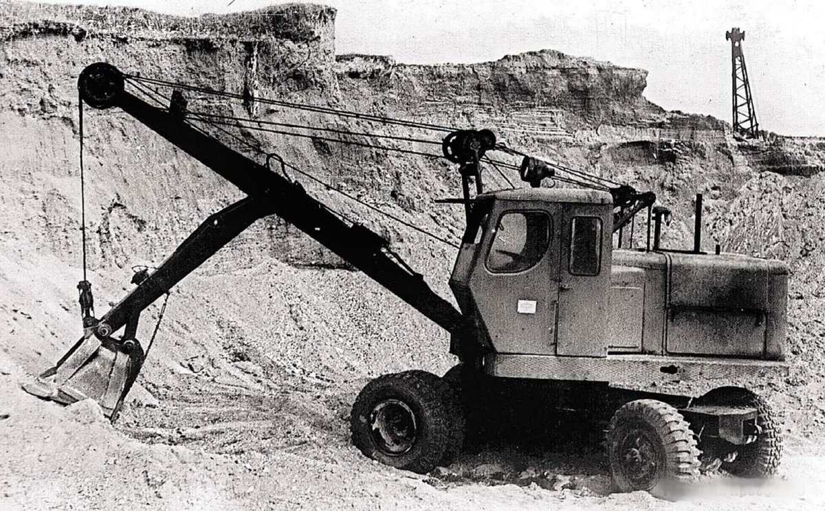 Э-302 экскаватор