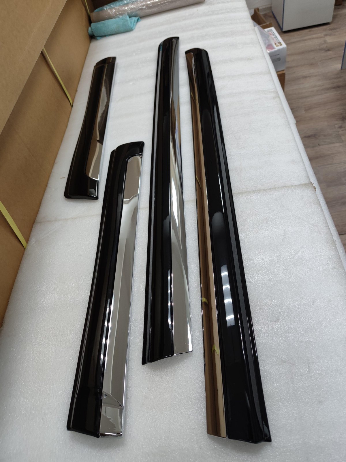 Молдинги дверей Toyota Land Cruiser Prado 150