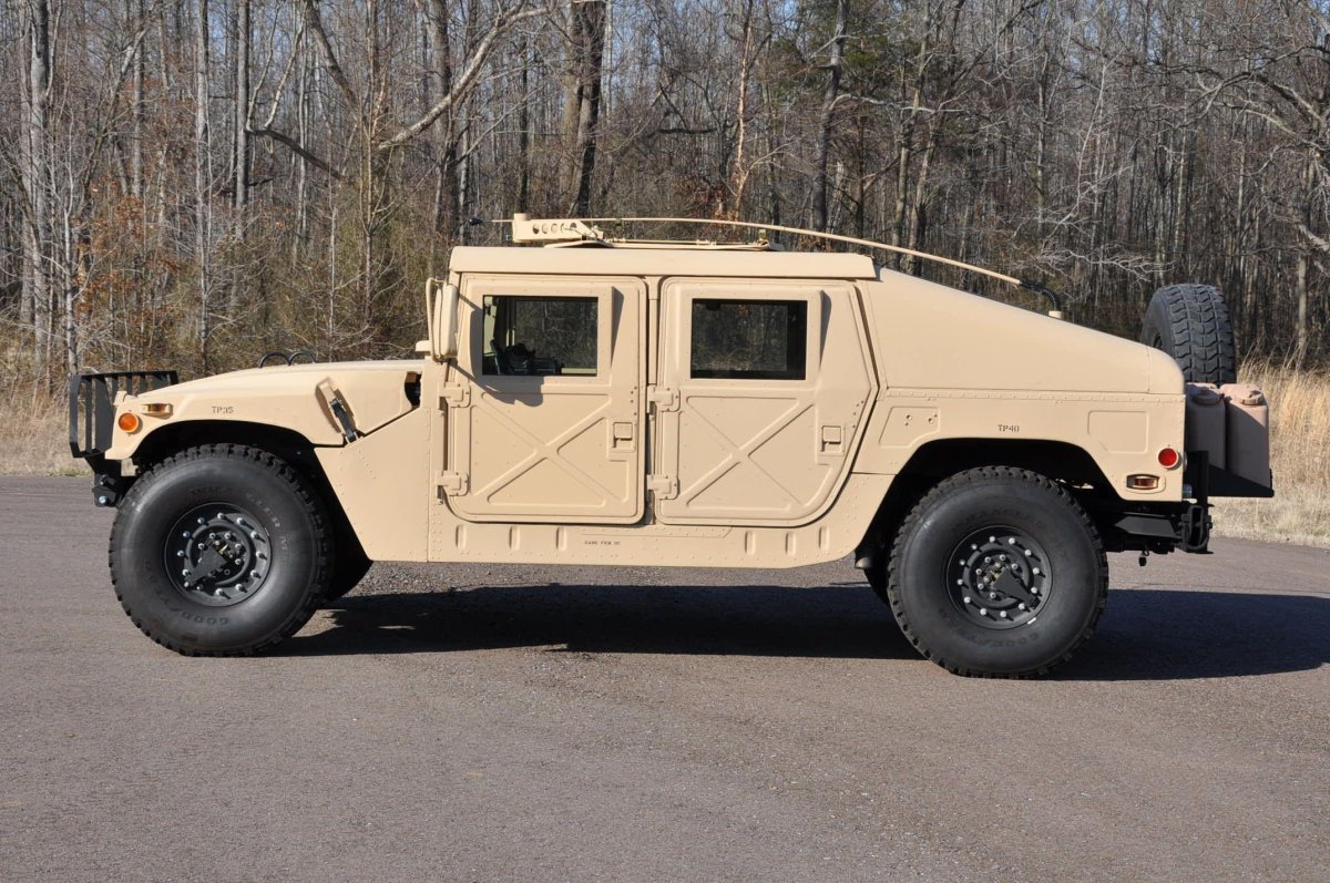 Hummer h1 Humvee