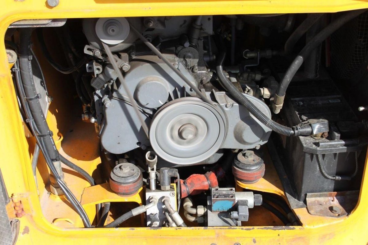 Каток Hamm HD 75