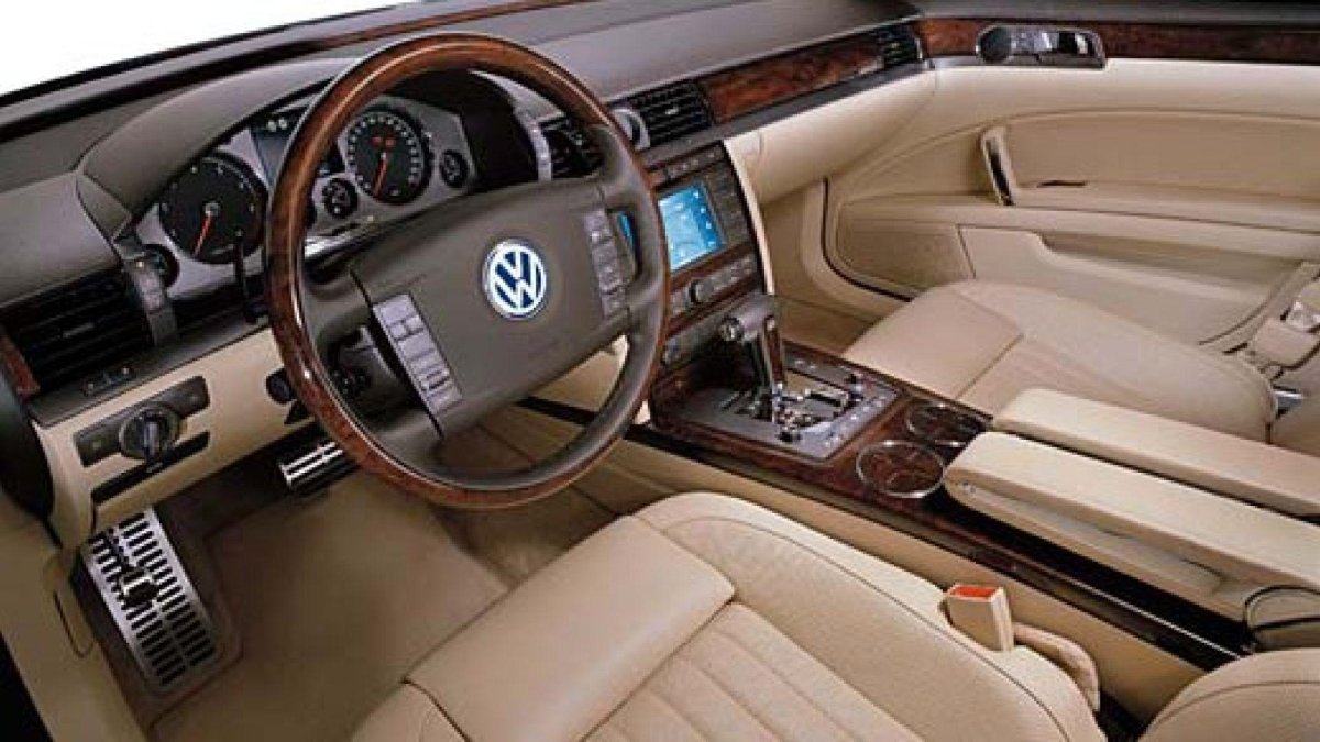 Фольксваген Фаэтон w12 6.0