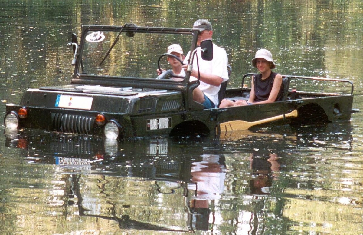 ЛУАЗ-969 амфибия