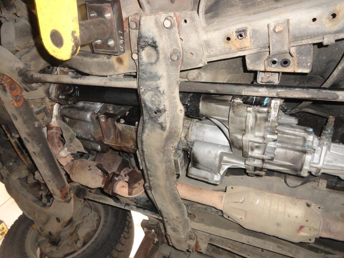 Хендай Портер 1 поддон двигателя вид снизу