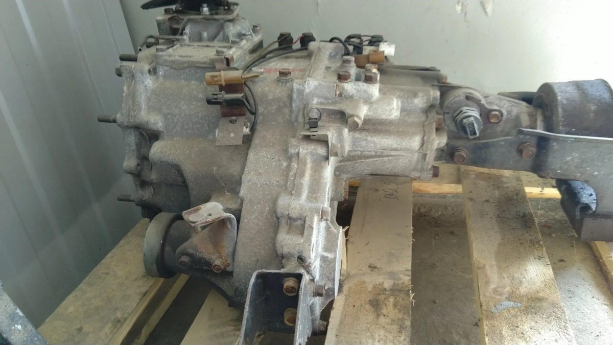 Раздатка Mitsubishi Pajero 3