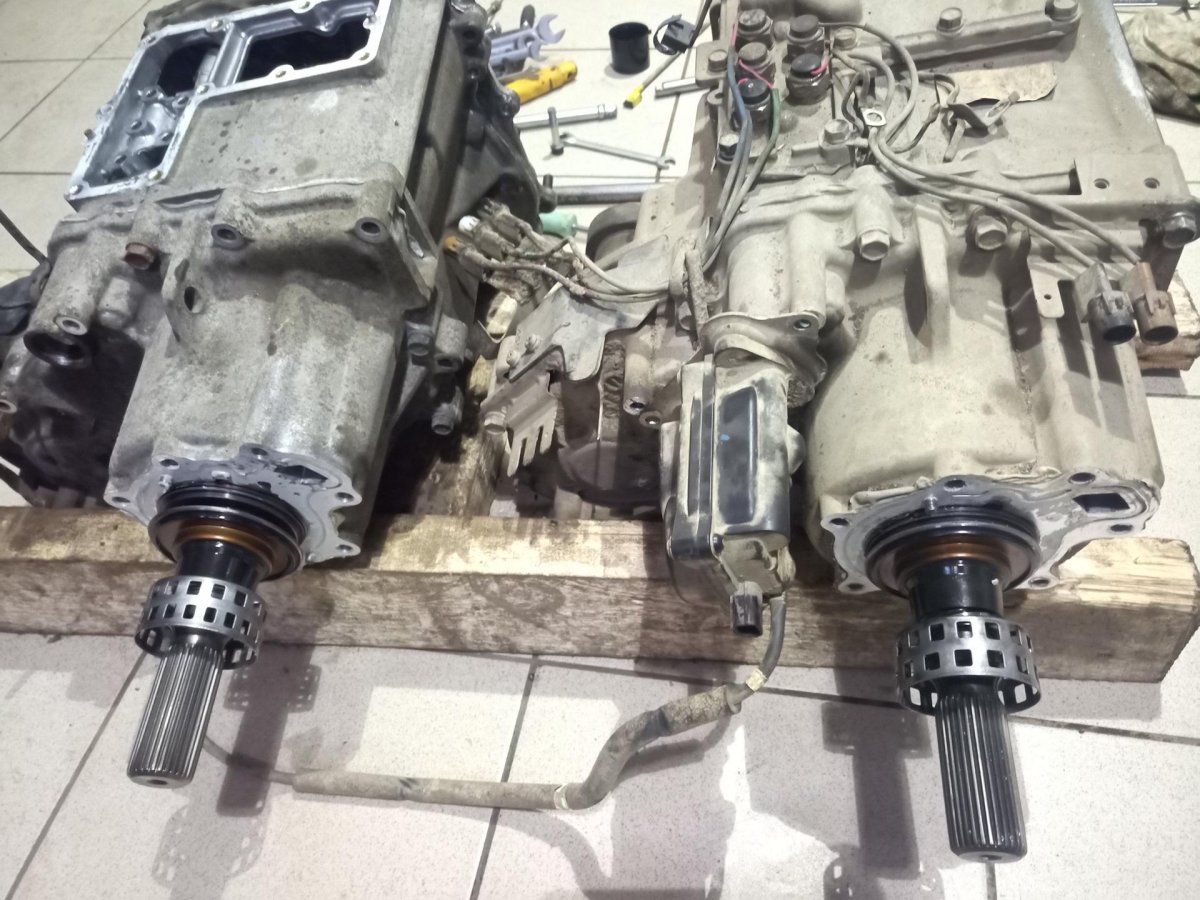 Раздатка Mitsubishi Pajero 2 super select