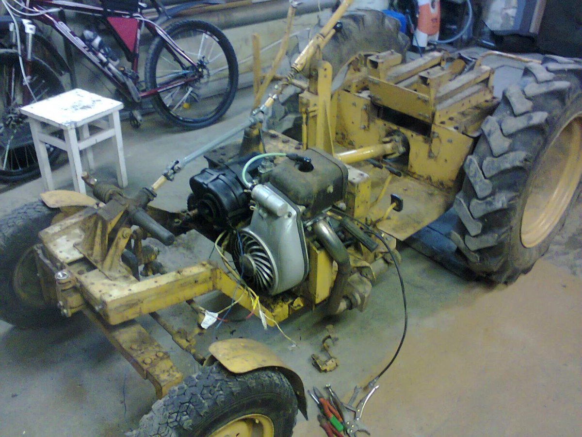 Трактор с редуктором от муравья