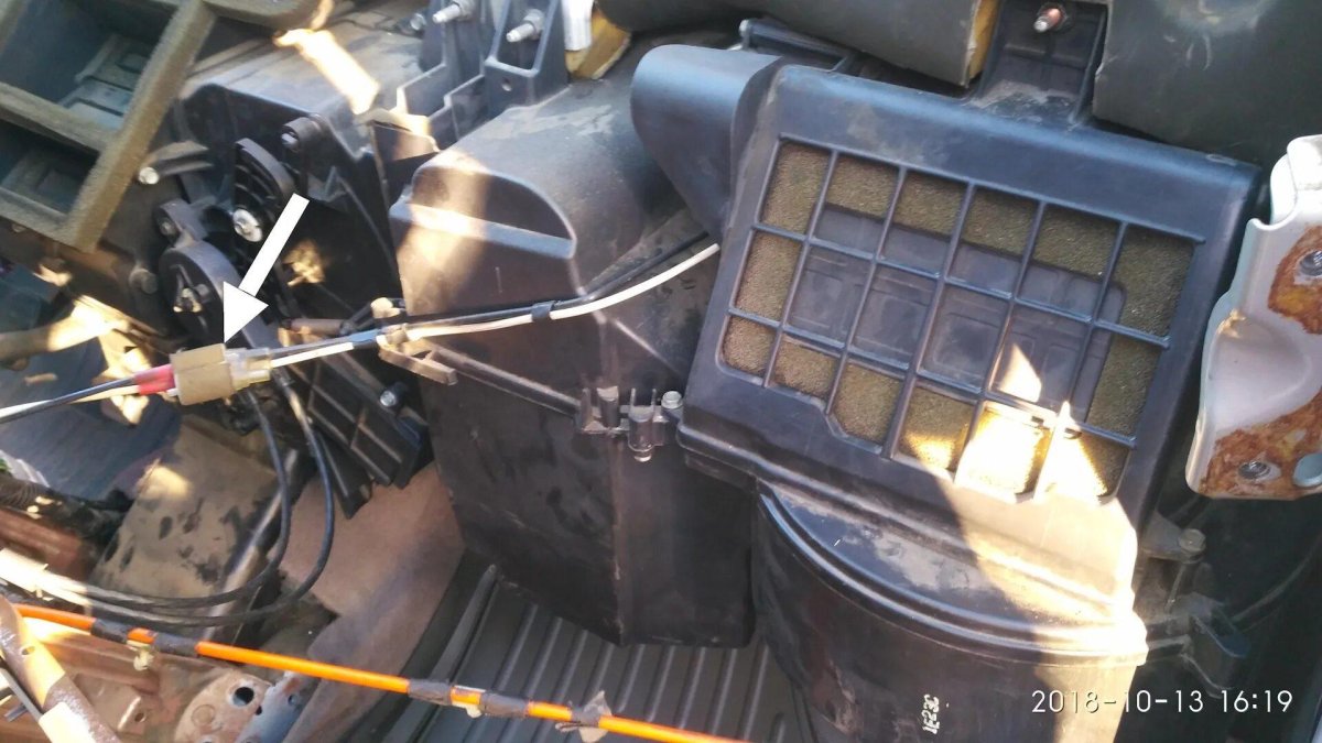 Радиатор печки Мазда 6 gg