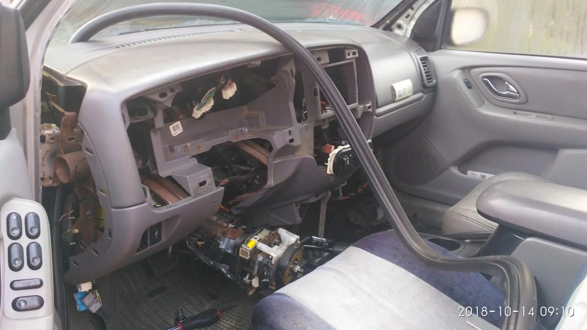 Печка радиатора Мазда трибьют 2003