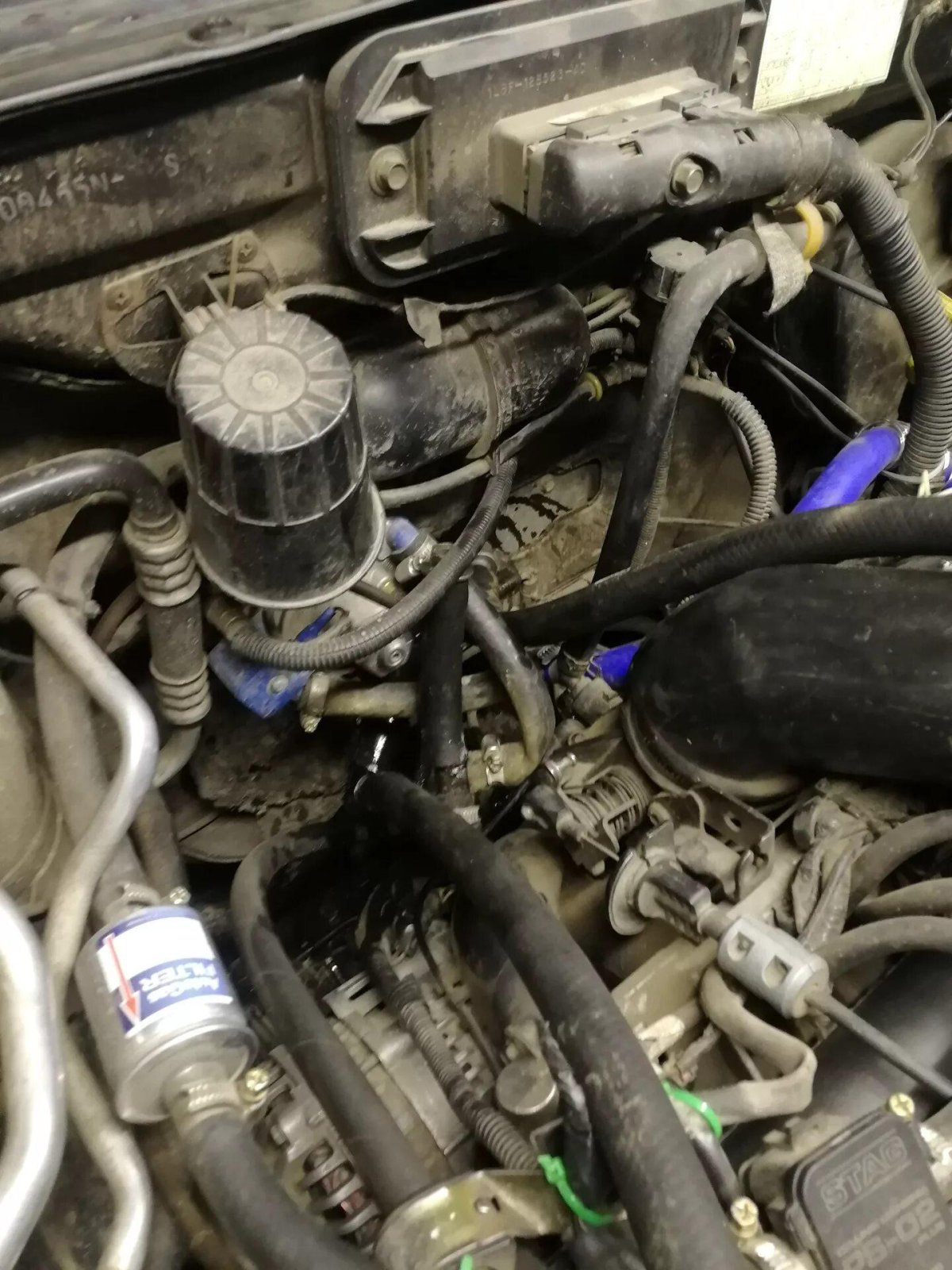 Радиатор печки Мазда трибьют 2.0