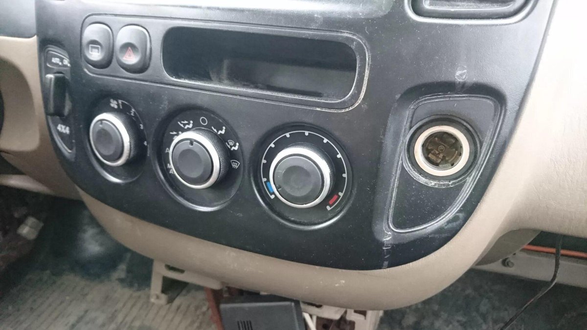 Ford Maverick 2005 блок климата