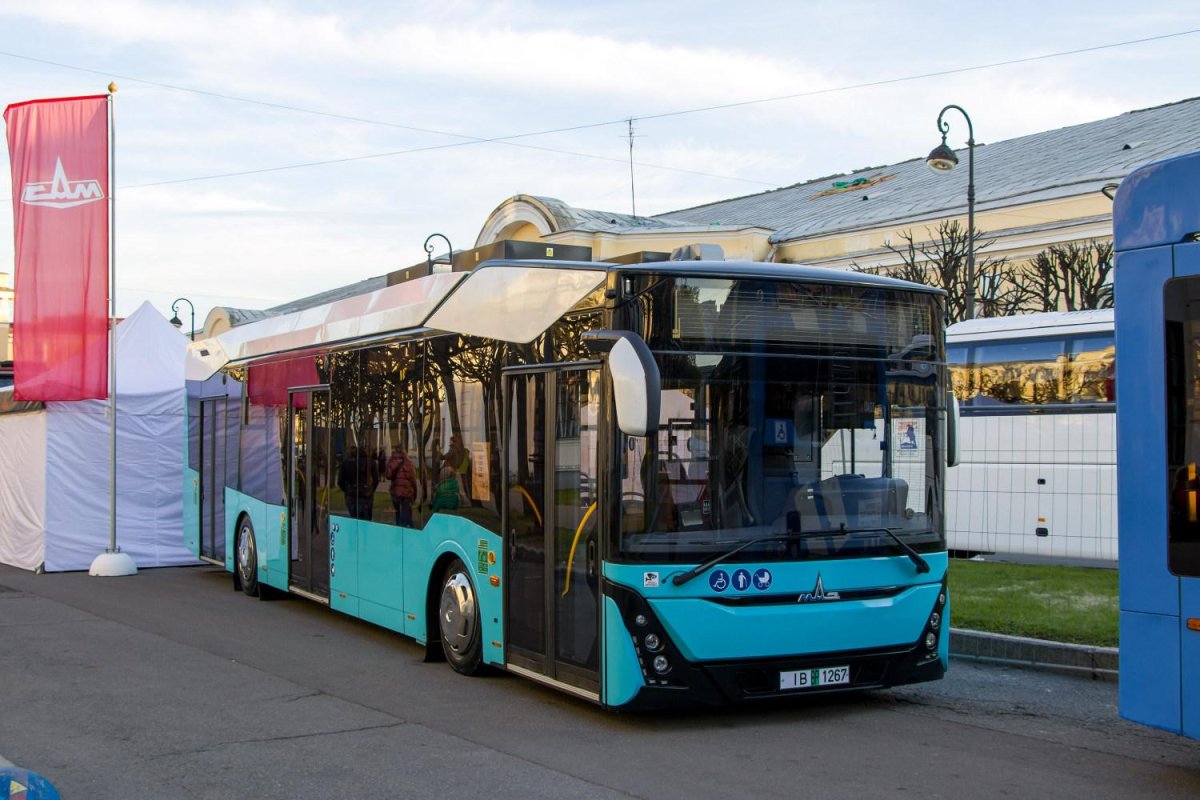 Электробус МАЗ 303е20