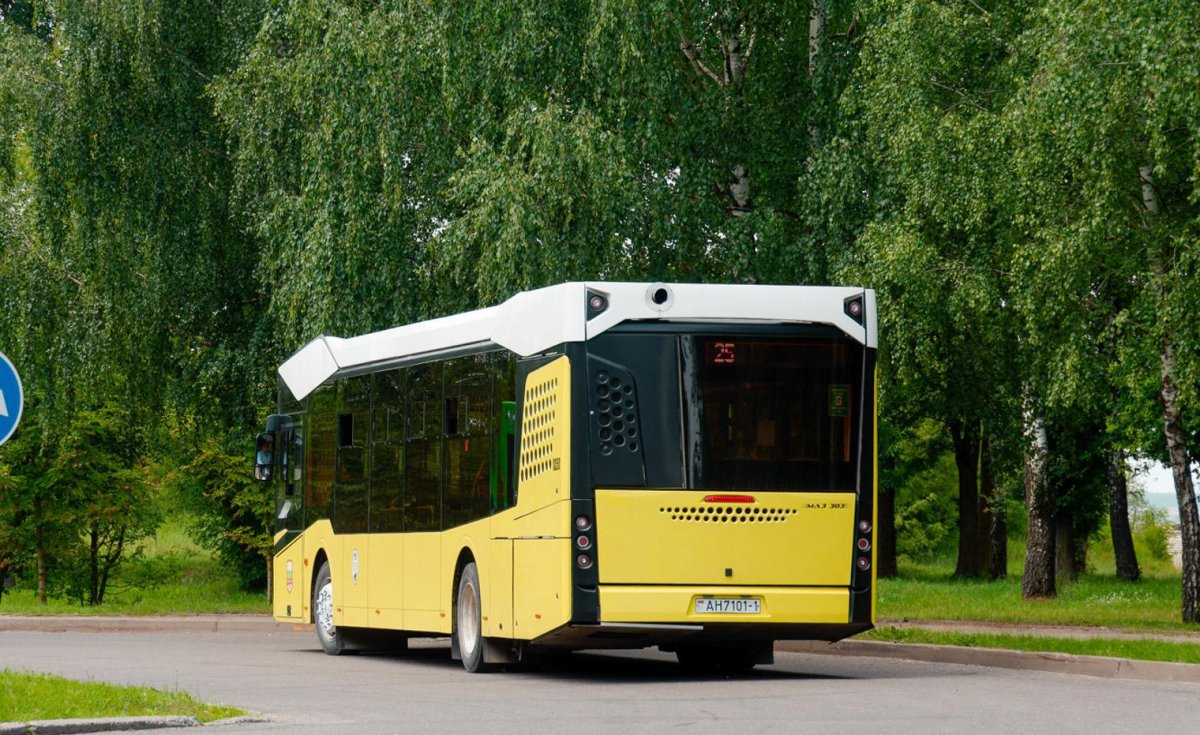 МАЗ-303 автобус