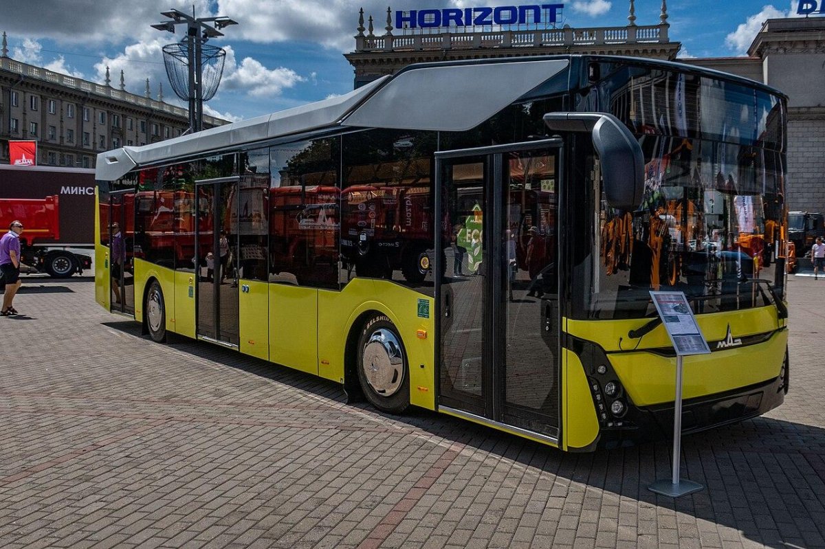МАЗ-303 автобус