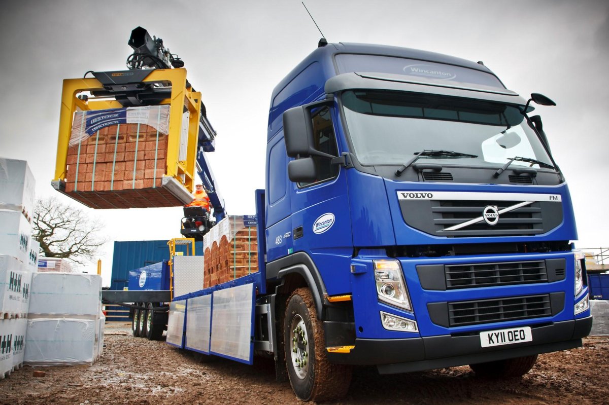 Машина для перевозки строительных материалов