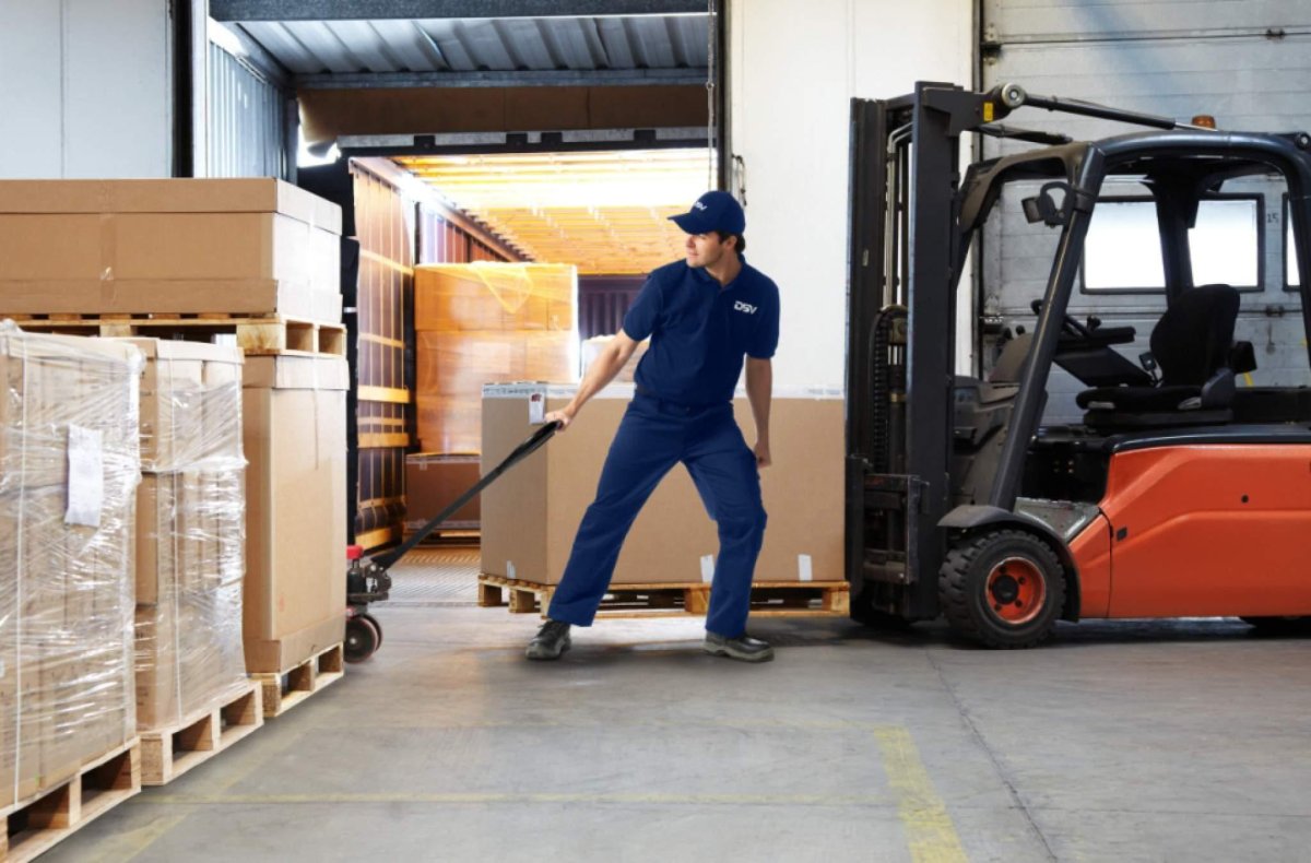 Погрузка и разгрузка грузов