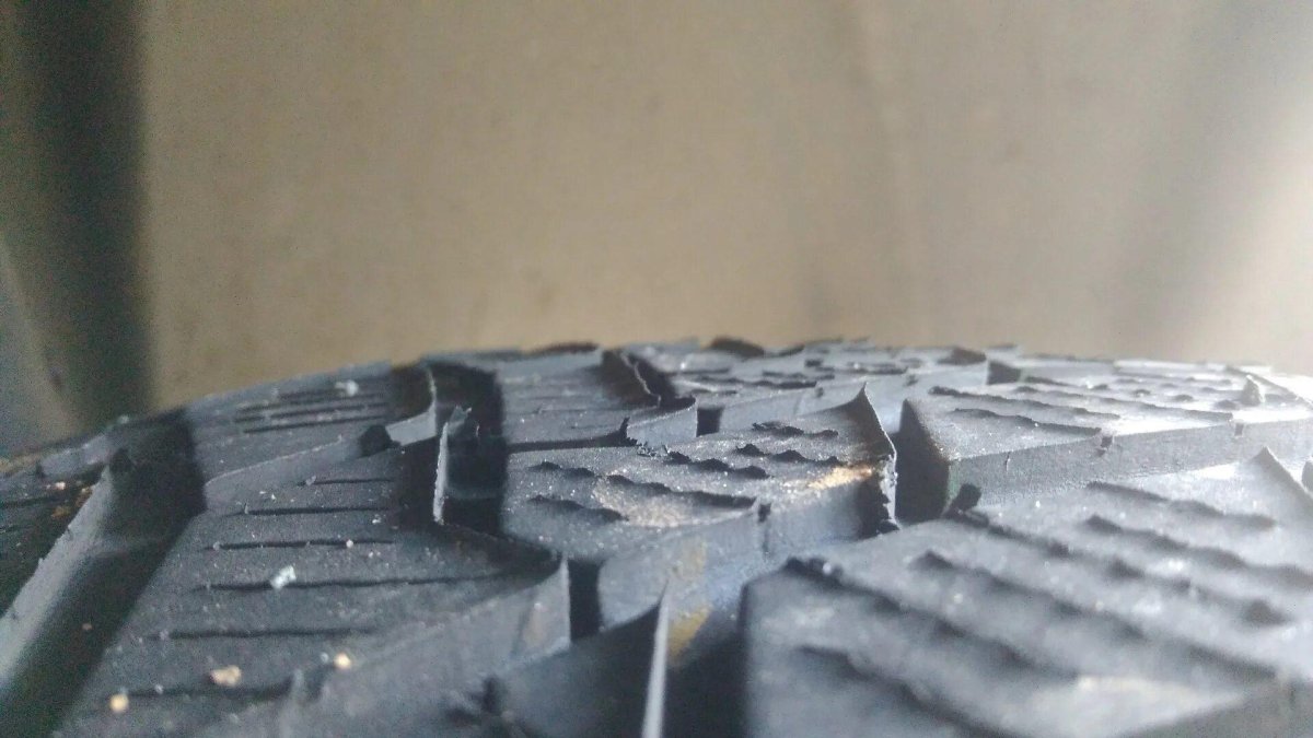 Гребенчатый износ протектора