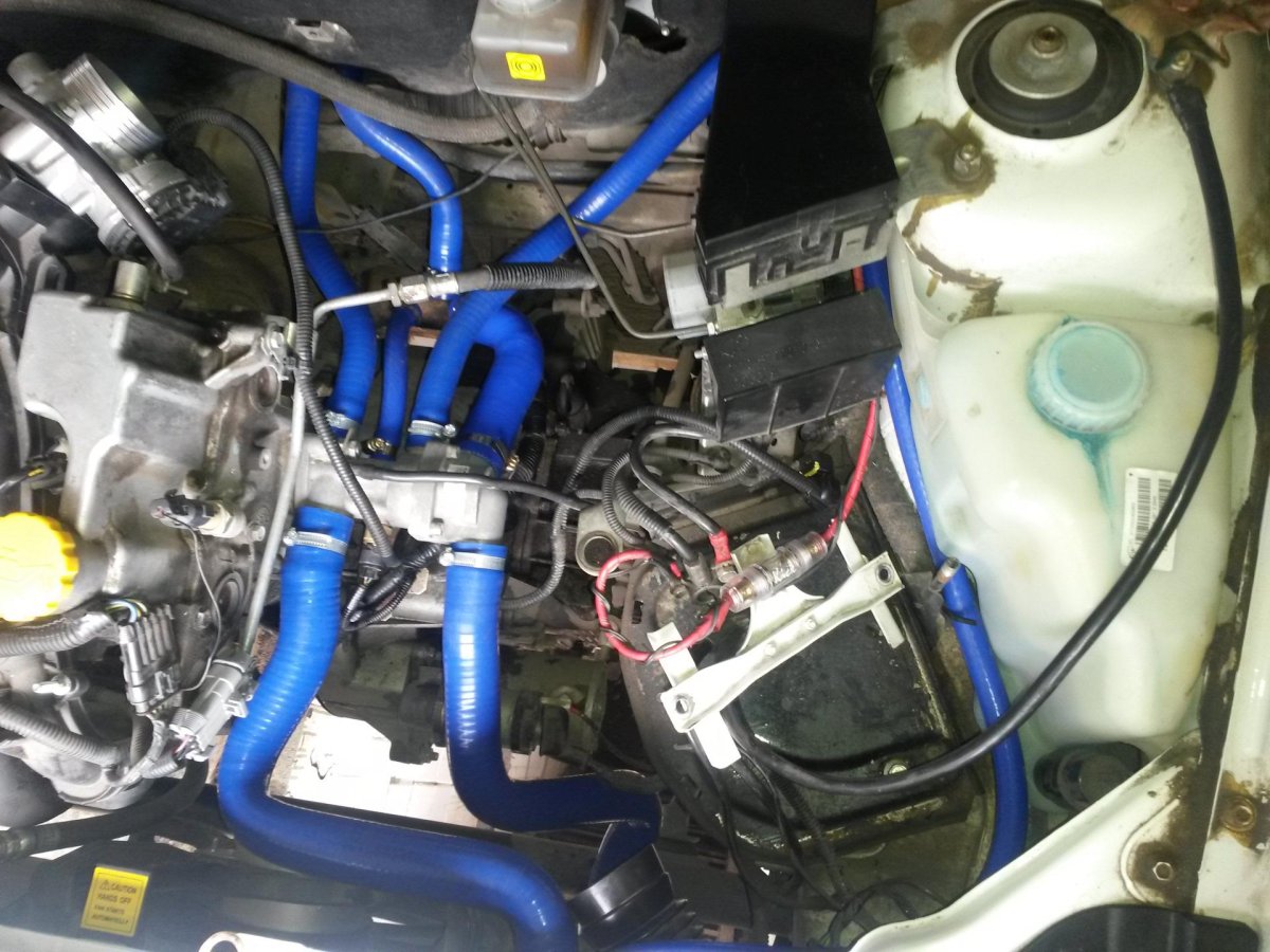 Патрубки Приора 8 клапанная