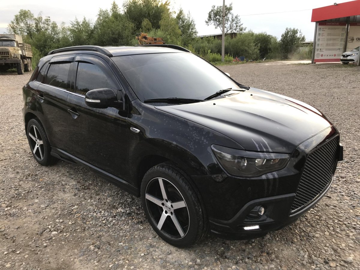 Mitsubishi Outlander XL антихром