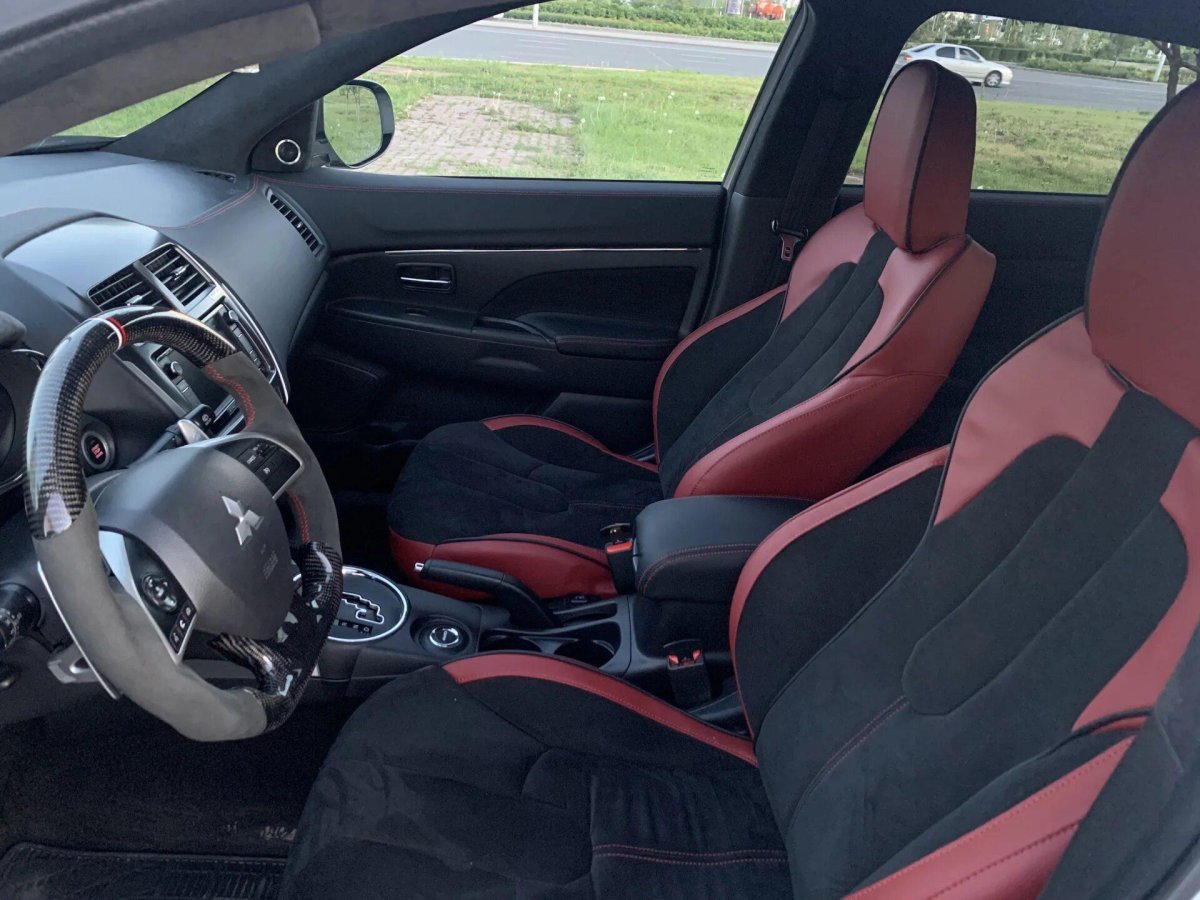 Mitsubishi ASX Interior Tuning