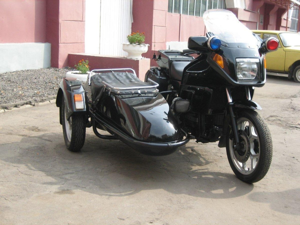 Мотоцикл Хантер 200 с боковым прицепом