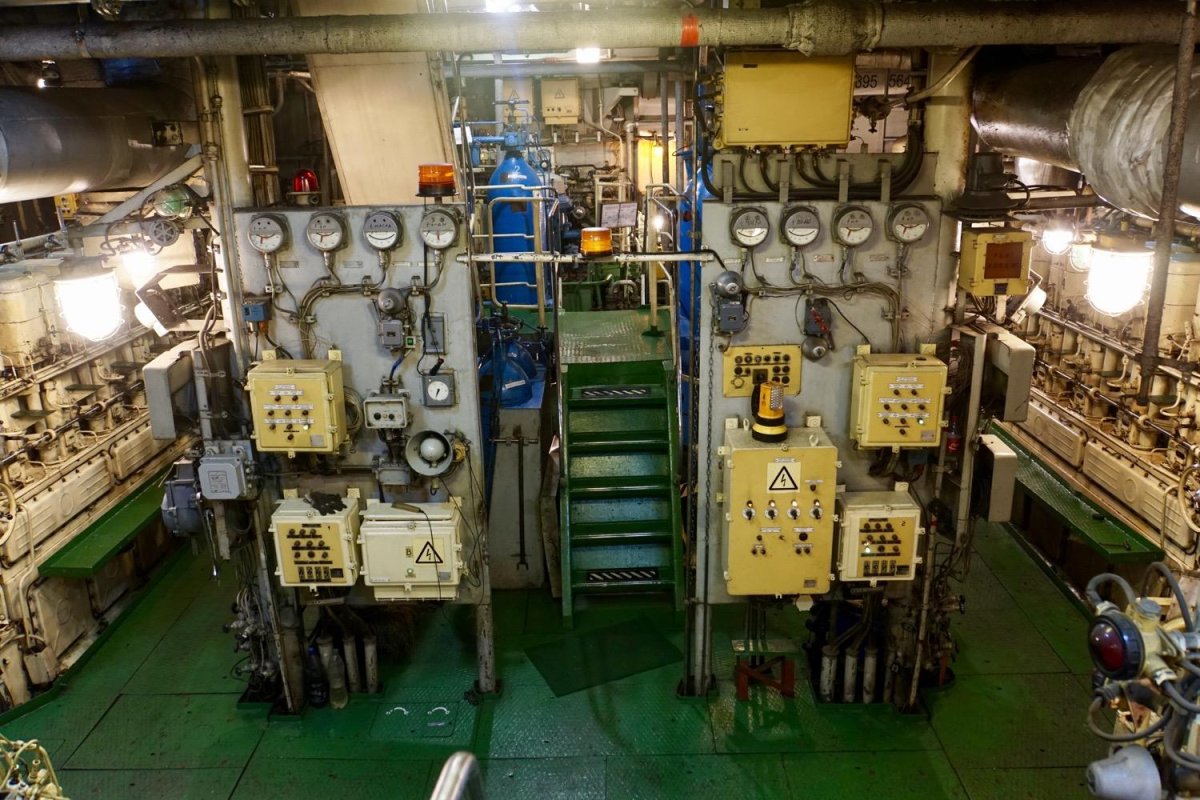 Машинное отделение буксир-толкач