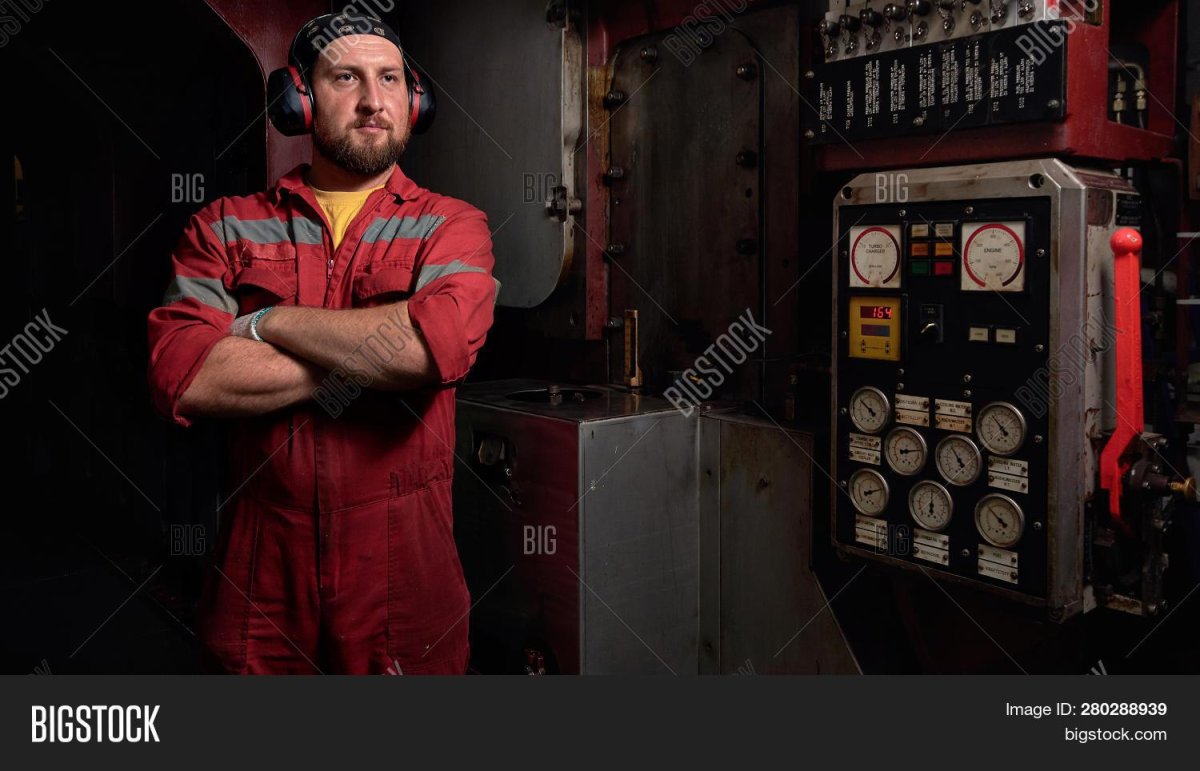 Судовой механик