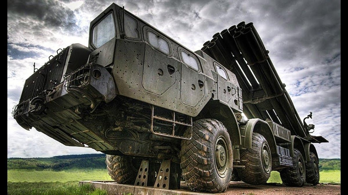 РСЗО 9к58 «смерч»