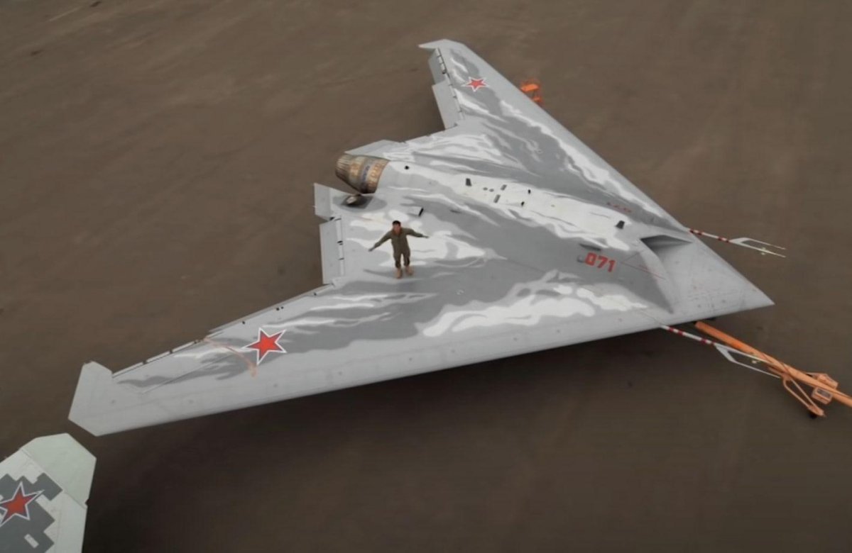 БПЛА РФ S-70 охотник