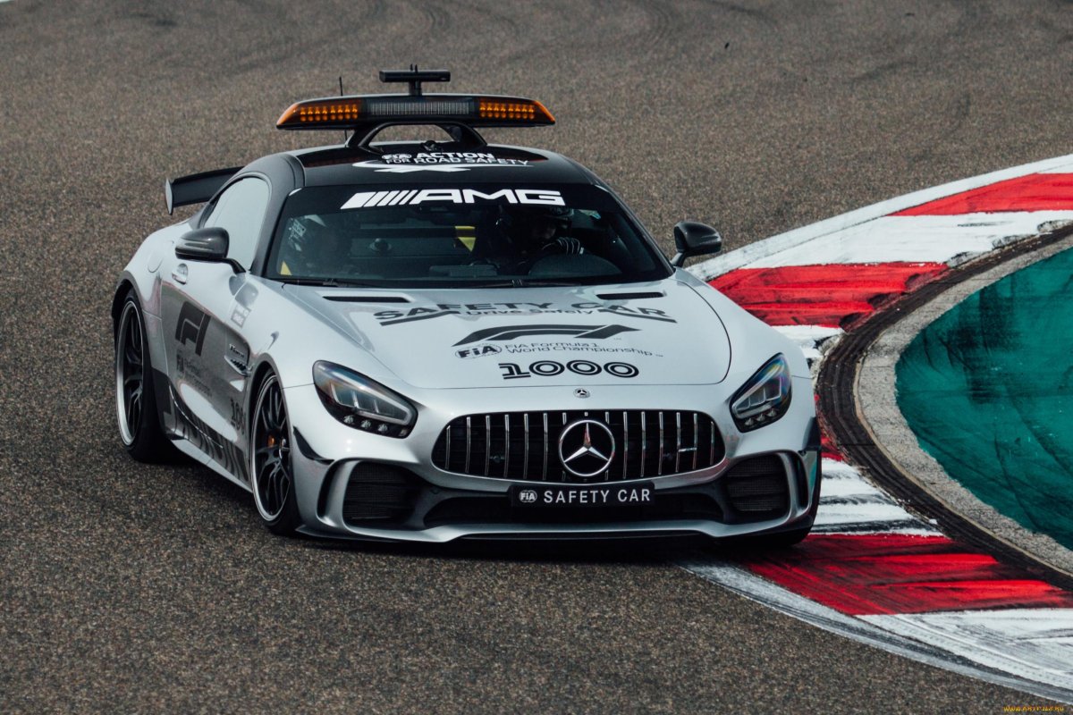 Мерседес АМГ ГТ 1