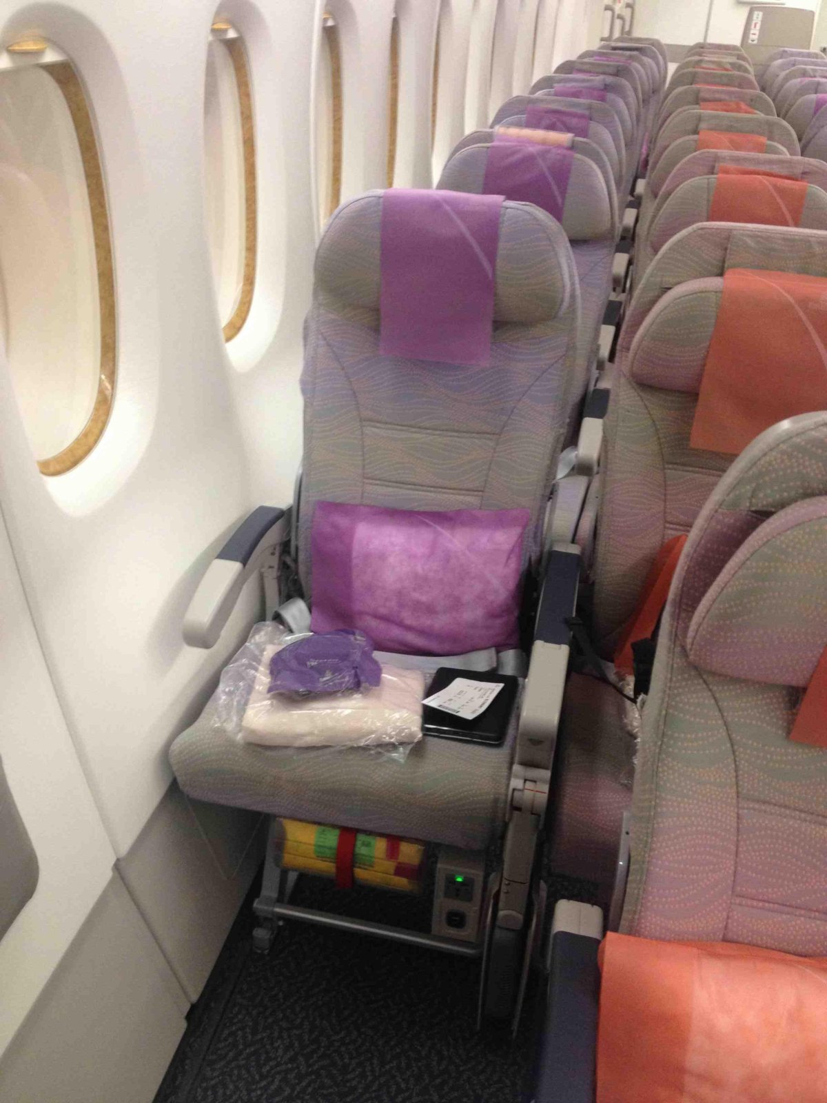 Emirates a380 эконом класс