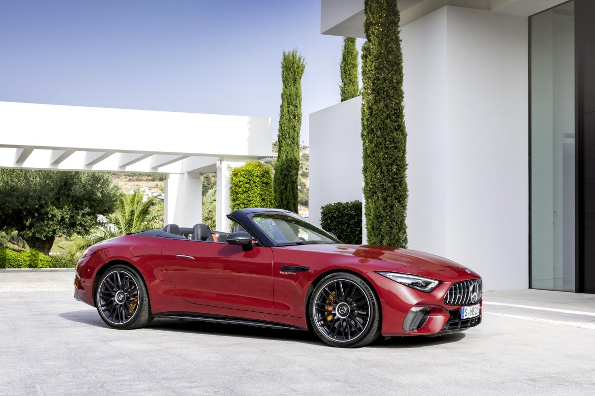 Mercedes Benz SL 63 AMG