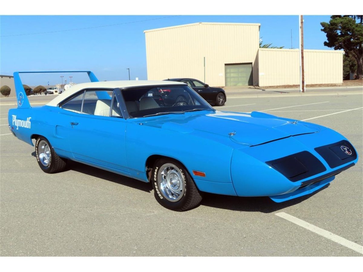 Plymouth Superbird 2020
