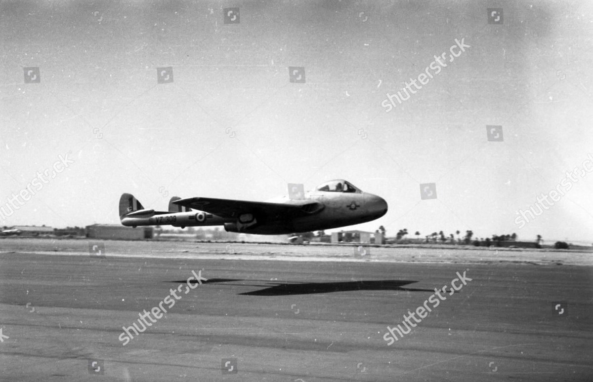 De Havilland Vampire 1943 года