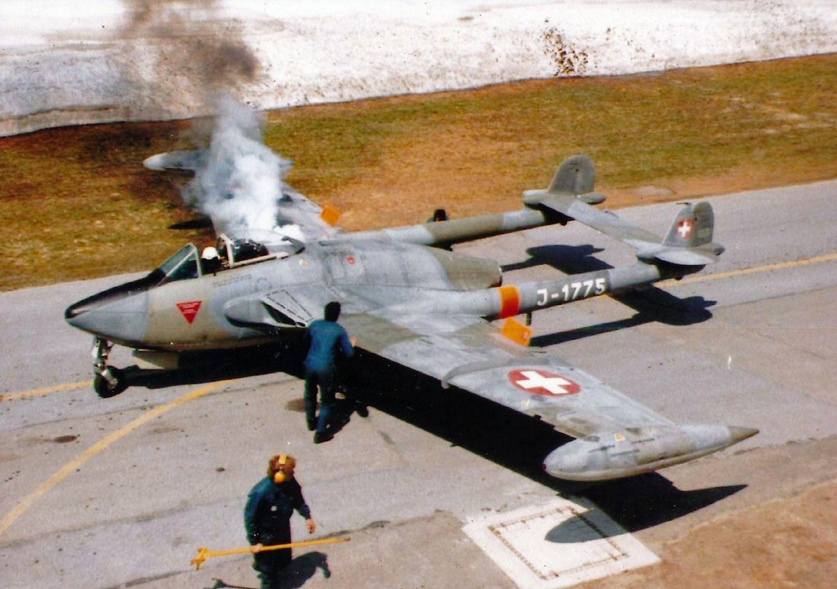 Де Хэвилленд вампир самолет