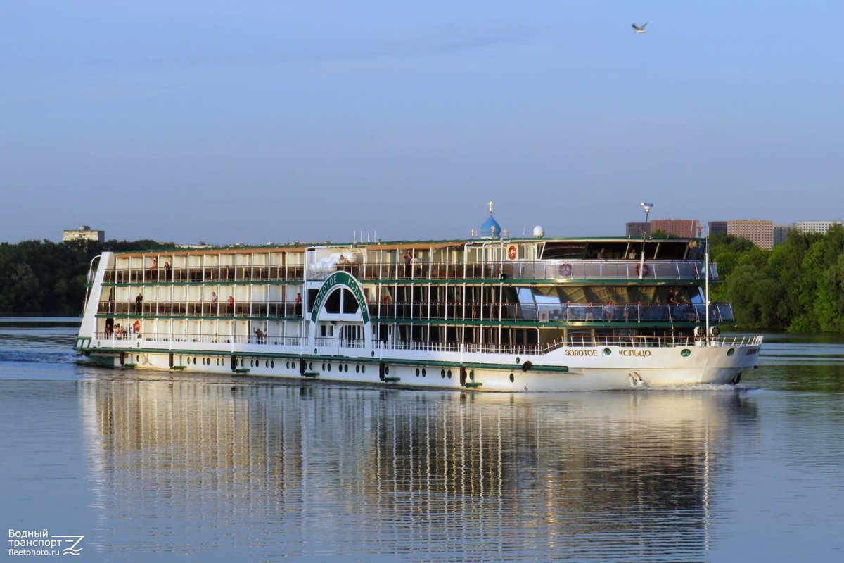 Теплоход золотое кольцо