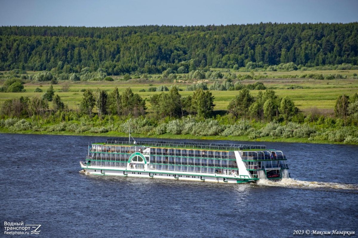 Теплоход золотое кольцо