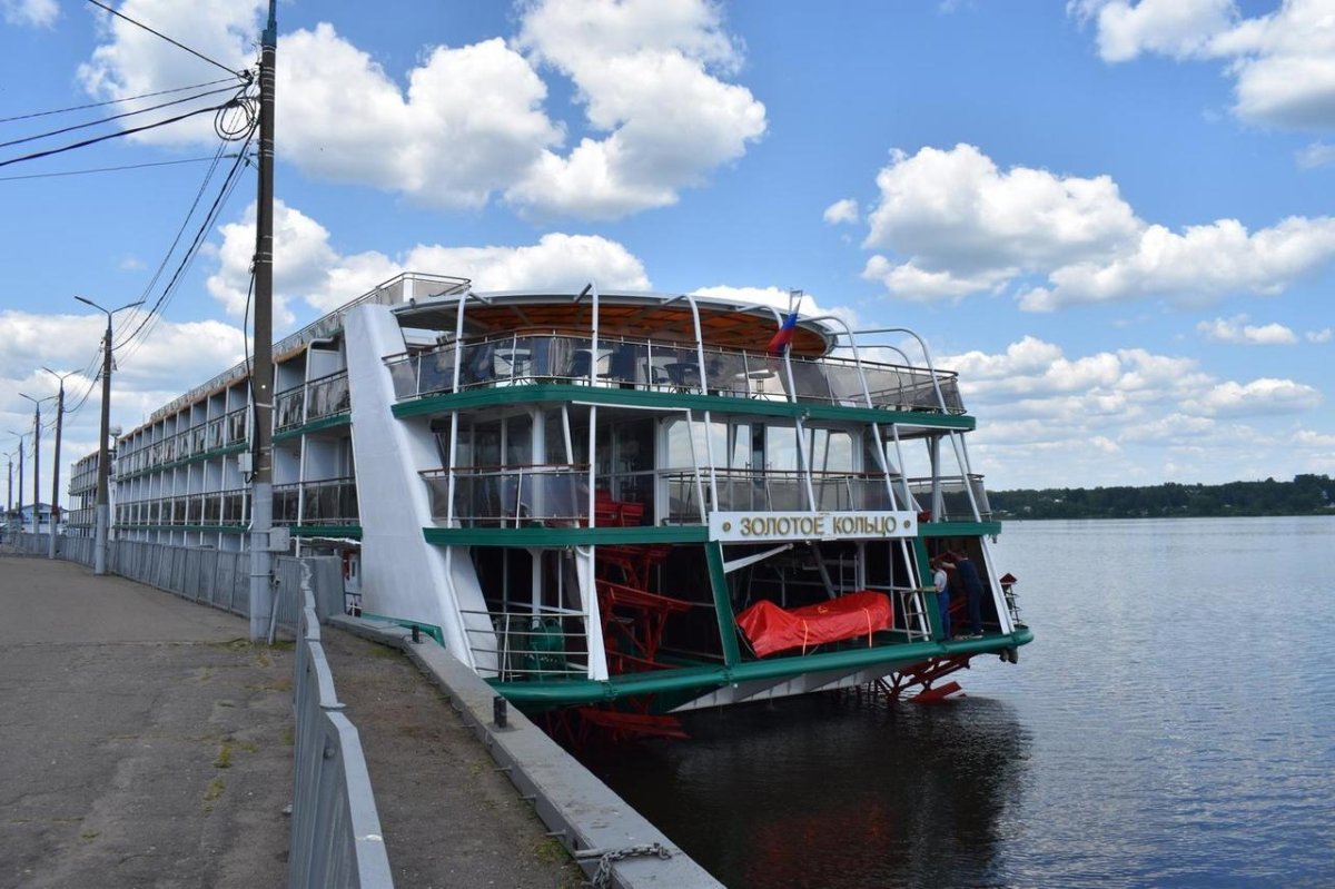 Новый пассажирский теплоход золотое кольцо