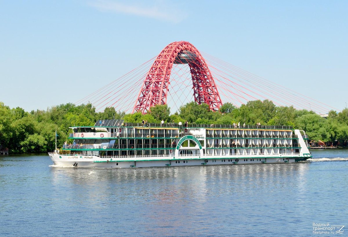 Речной корабль Москва