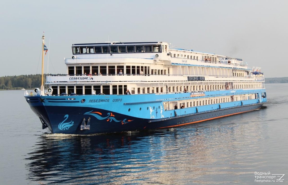 Теплоход Лебединое озеро каюты
