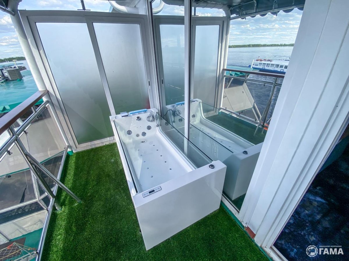 Теплоход золотое кольцо интерьер