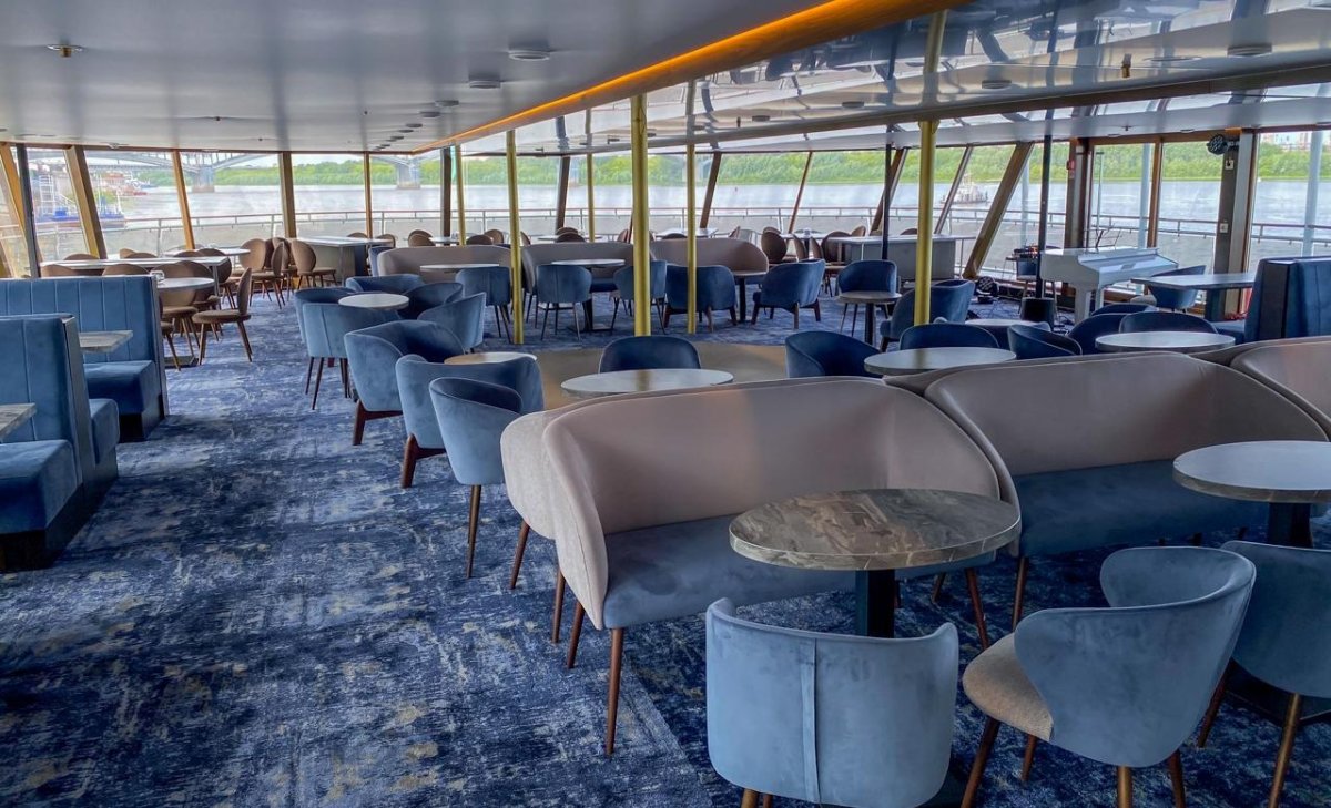 Люкс теплоход Соболь