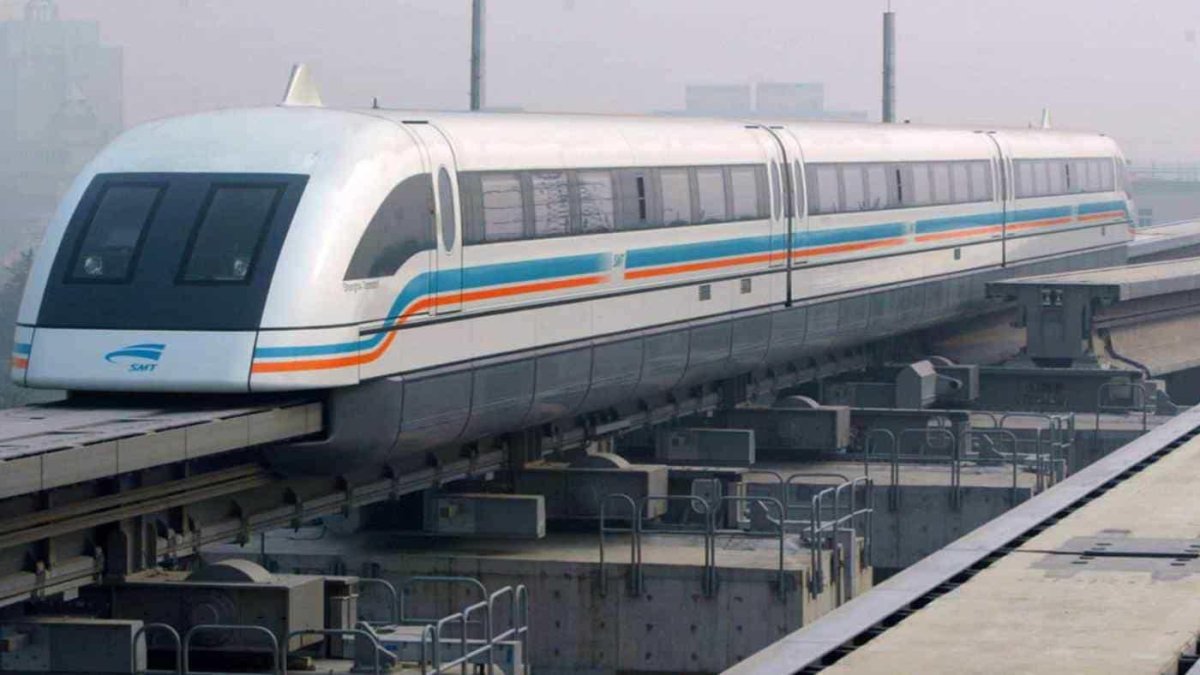 Левитирующий поезд «Маглев» (Китай)