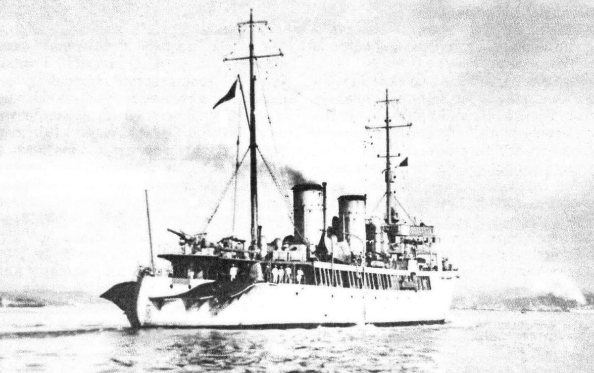 Минный заградитель Амур